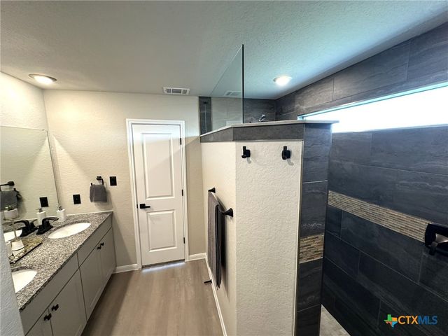 2700 La Mundial Street, Seguin, TX 78155