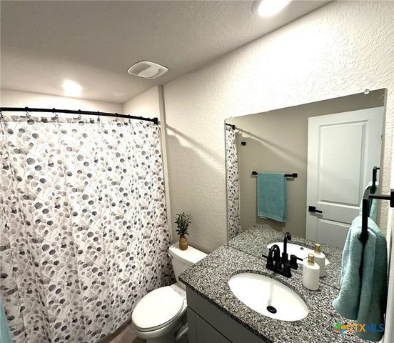 2700 La Mundial Street, Seguin, TX 78155