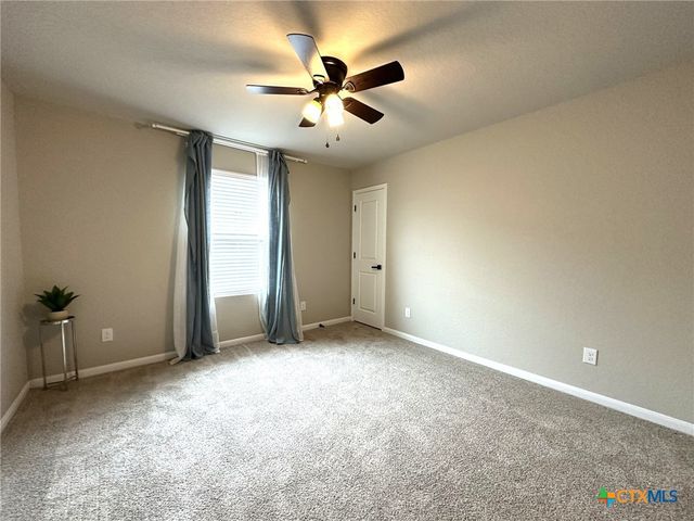 2700 La Mundial Street, Seguin, TX 78155