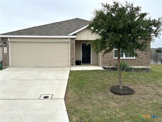 2700 La Mundial Street, Seguin, TX 78155