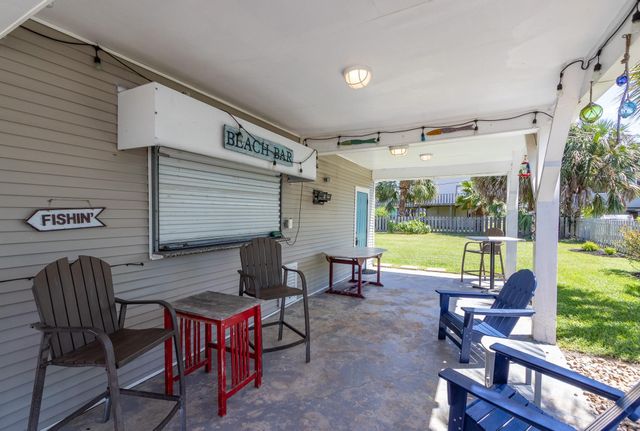 3927 Panola Drive, Galveston, TX 77554