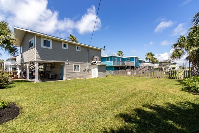 3927 Panola Drive, Galveston, TX 77554