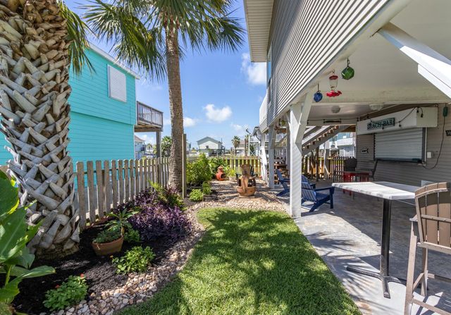 3927 Panola Drive, Galveston, TX 77554
