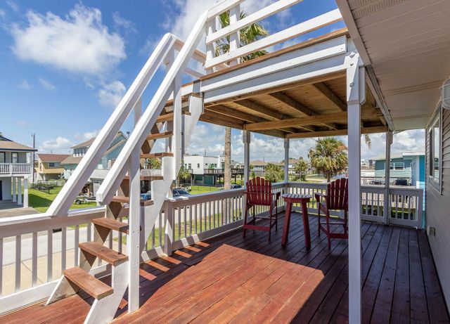 3927 Panola Drive, Galveston, TX 77554