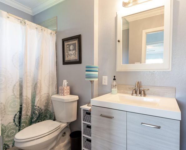 3927 Panola Drive, Galveston, TX 77554