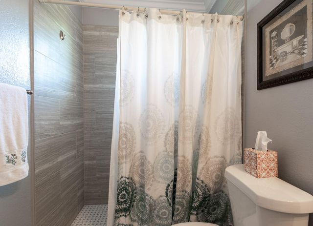3927 Panola Drive, Galveston, TX 77554