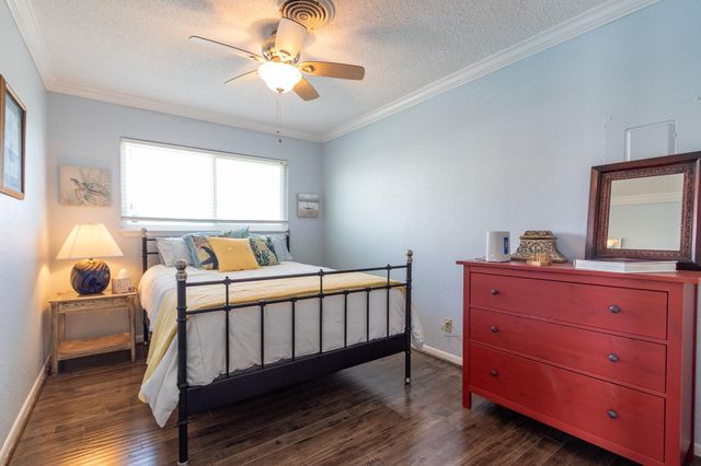 3927 Panola Drive, Galveston, TX 77554
