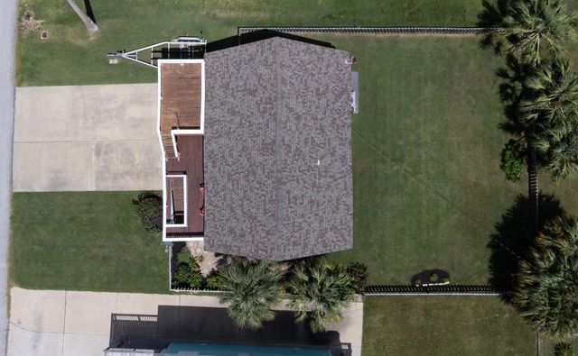 3927 Panola Drive, Galveston, TX 77554