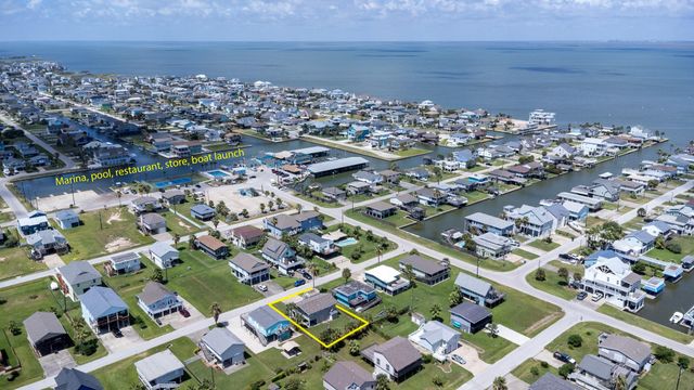 3927 Panola Drive, Galveston, TX 77554