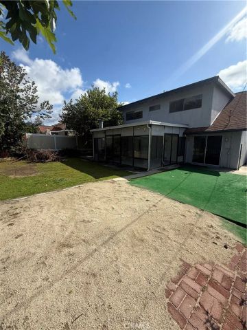 331 Pomelo Ave, Brea, CA 92821