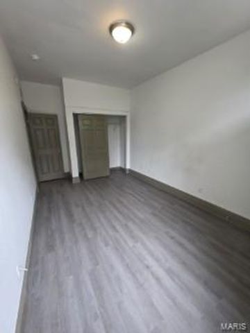3008 S Jefferson Avenue, St Louis, MO 63118