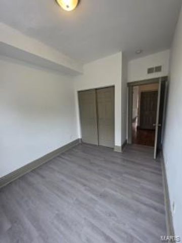 3008 S Jefferson Avenue, St Louis, MO 63118