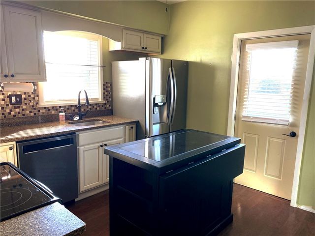 417 E 3rd Ave, Derry Boro, PA 15627