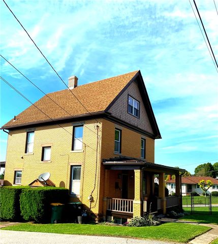 417 E 3rd Ave, Derry Boro, PA 15627