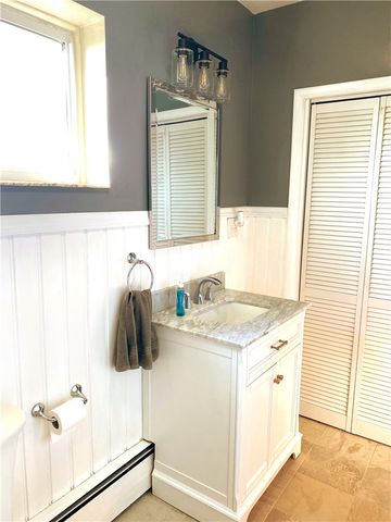 417 E 3rd Ave, Derry Boro, PA 15627
