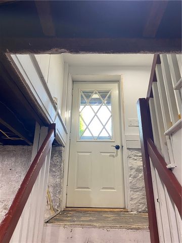 417 E 3rd Ave, Derry Boro, PA 15627