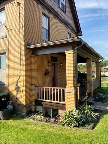 417 E 3rd Ave, Derry Boro, PA 15627