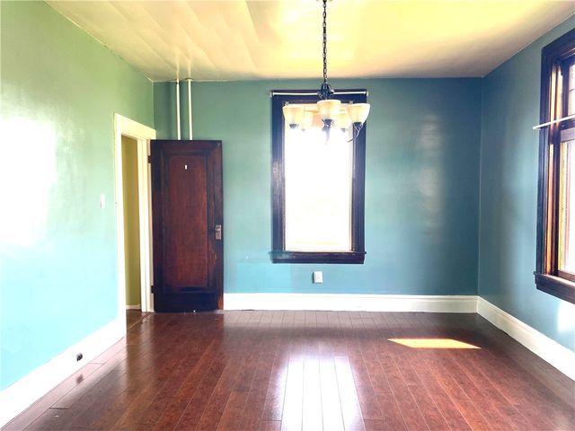 417 E 3rd Ave, Derry Boro, PA 15627