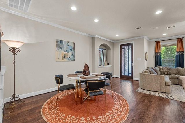 416 Via Regatta Drive, Webster, TX 77598