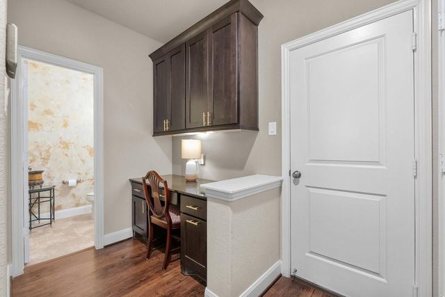 416 Via Regatta Drive, Webster, TX 77598