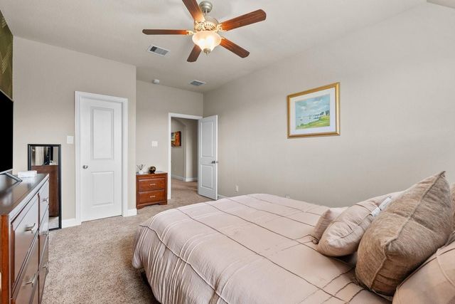 416 Via Regatta Drive, Webster, TX 77598