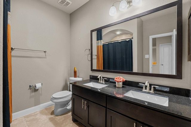 416 Via Regatta Drive, Webster, TX 77598