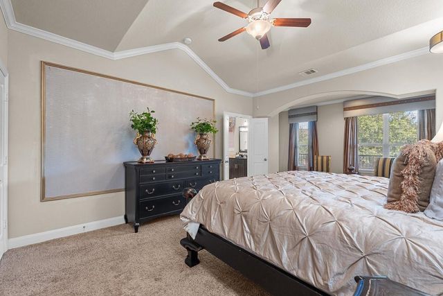 416 Via Regatta Drive, Webster, TX 77598