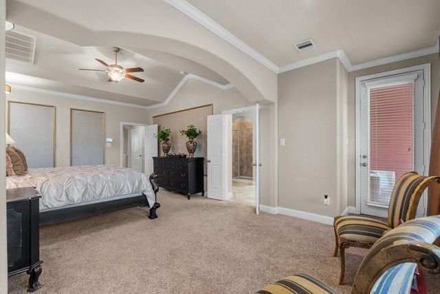 416 Via Regatta Drive, Webster, TX 77598