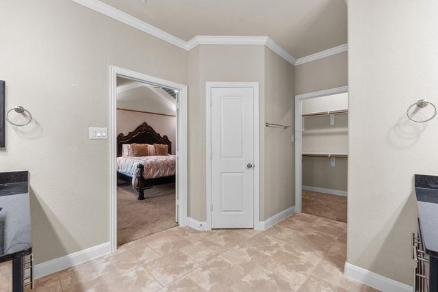 416 Via Regatta Drive, Webster, TX 77598