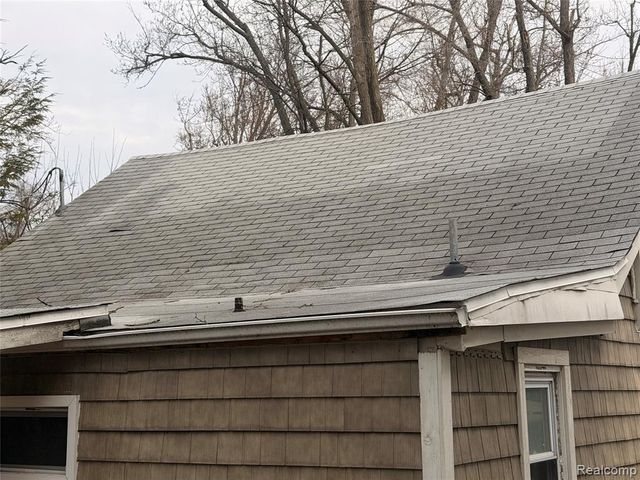 6912 Colony Drive, West Bloomfield, MI 48323