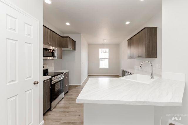 2300 W Opalite Dr, Kuna, ID 83634