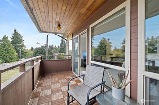 13433 Roosevelt Way N #302, Seattle, WA 98133