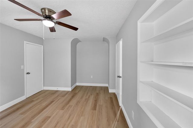 923 HENDERSON STREET, Deltona, FL 32725