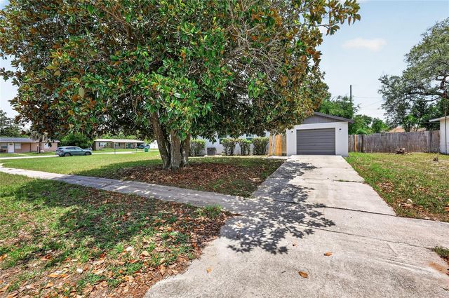 923 HENDERSON STREET, Deltona, FL 32725
