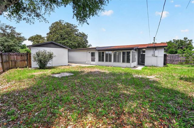 923 HENDERSON STREET, Deltona, FL 32725