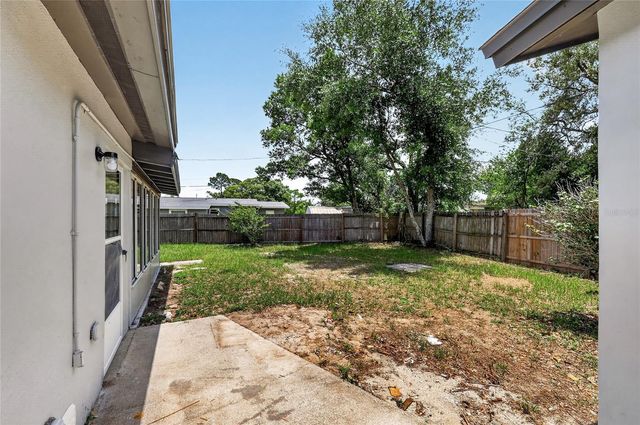 923 HENDERSON STREET, Deltona, FL 32725