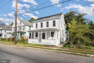 127 E SIMPSON STREET, Mechanicsburg, PA 17055