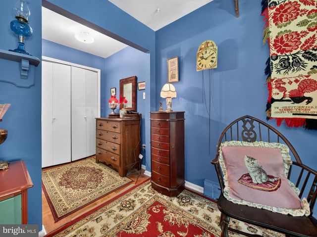 1 UPTON LN, Yardley, PA 19067