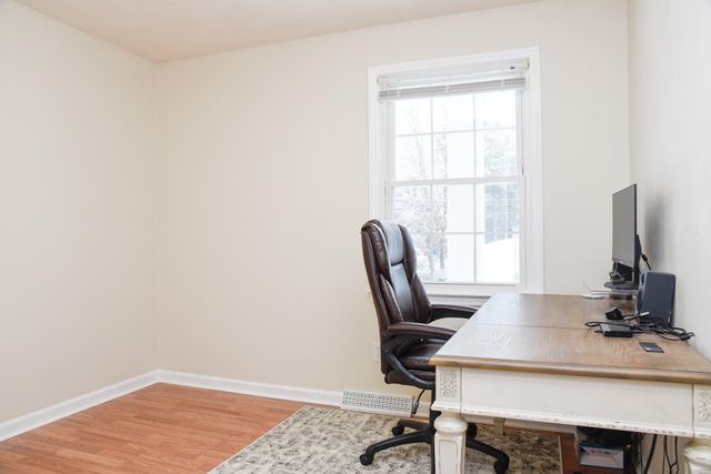 28 Spruce CIR, Blue Ridge, VA 24064