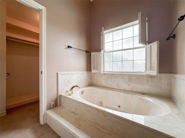 1507 N 24th Street, Nederland, TX 77627