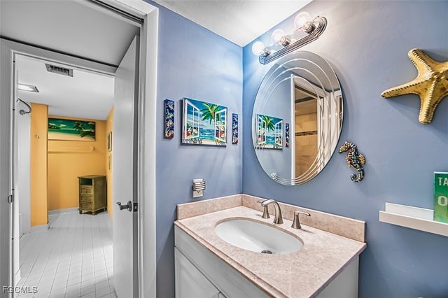 8795 Lateen LN 104, Fort Myers, FL 33919