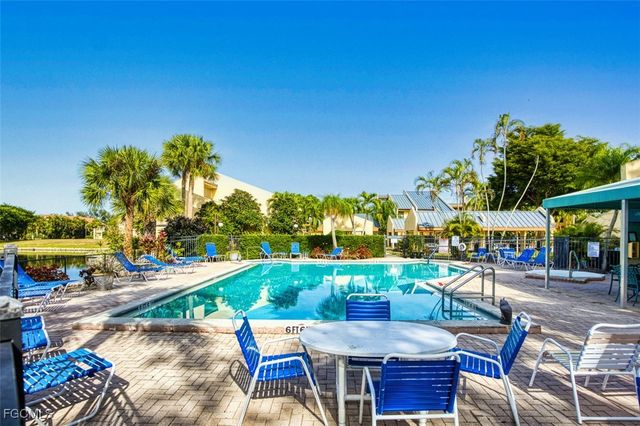 8795 Lateen LN 104, Fort Myers, FL 33919