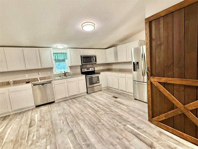 1831 County Road 2235, Cleveland, TX 77327