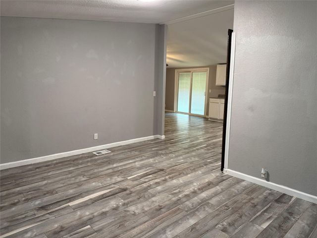 1831 County Road 2235, Cleveland, TX 77327