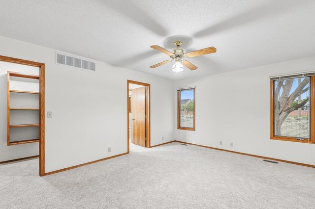 1934 S Stacey St, Wichita, KS 67207