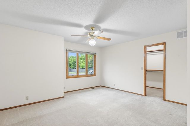 1934 S Stacey St, Wichita, KS 67207