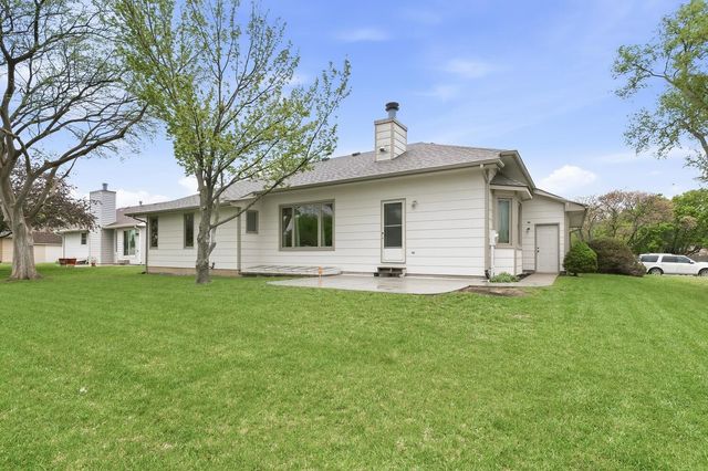 1934 S Stacey St, Wichita, KS 67207