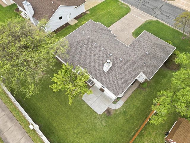 1934 S Stacey St, Wichita, KS 67207