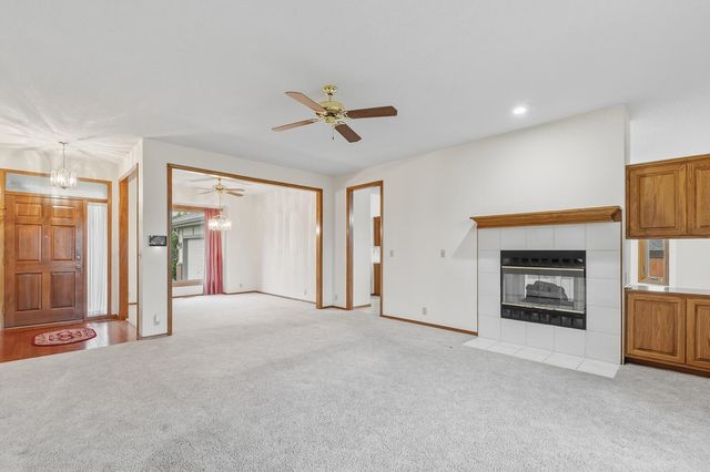 1934 S Stacey St, Wichita, KS 67207