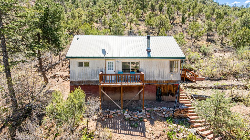 Image 27 of property listing at 1499 San Diego Loop, Jemez Springs, NM 87025